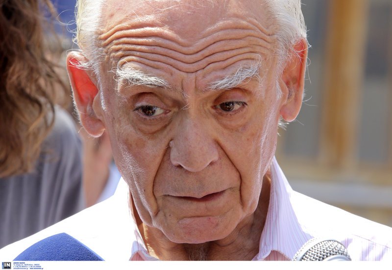 Εκτός φυλακής, καταβεβλημένος, ο Τσοχατζόπουλος: Δεν είμαι στα καλύτερά μου | iefimerida.gr 0