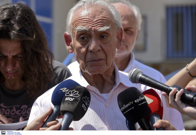 Εκτός φυλακής, καταβεβλημένος, ο Τσοχατζόπουλος: Δεν είμαι στα καλύτερά μου | iefimerida.gr 2