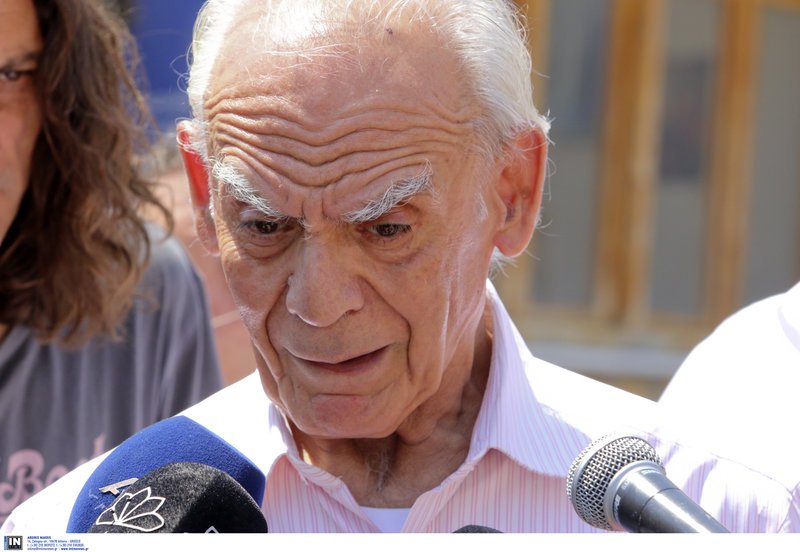 Εκτός φυλακής, καταβεβλημένος, ο Τσοχατζόπουλος: Δεν είμαι στα καλύτερά μου | iefimerida.gr 1