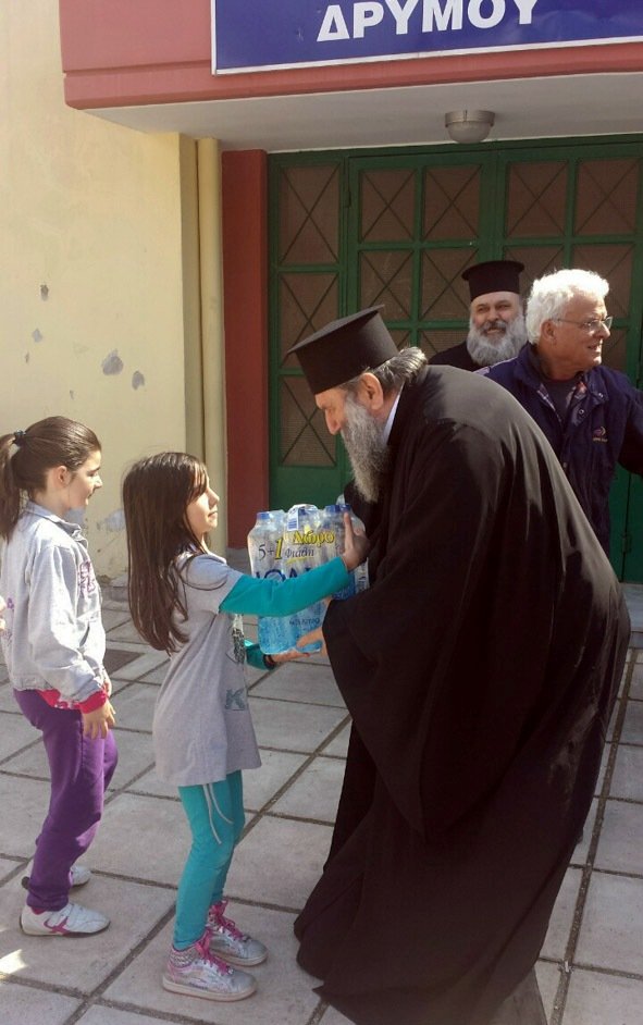 Η «Αποστολή» στο πλευρό ελληνικών περιοχών με ελλείψεις σε νερό [εικόνες] | iefimerida.gr 0