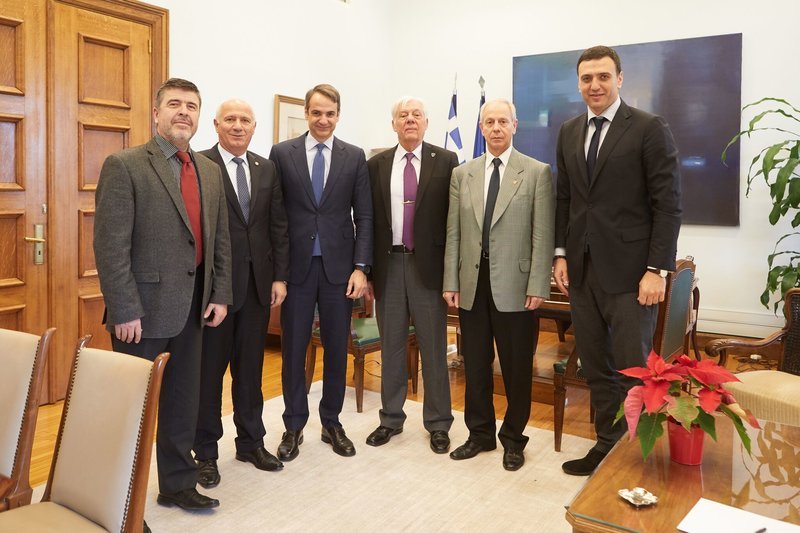 Μητσοτάκης σε απόστρατους: Δεσμεύομαι για την επιστροφή των αναδρομικών [εικόνες]  | iefimerida.gr 1