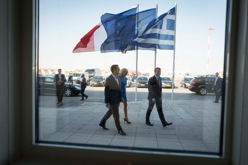 Ο τελευταίος διάλογος Τσίπρα-Μπριζίτ: «Ελπίζω να ξαναέρθετε στην Ελλάδα, να δείτε και την Μπέτυ» [εικόνες&βίντεο] | iefimerida.gr 0