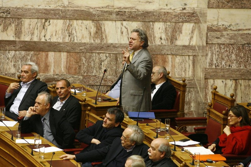 «Κόλαση» στη Βουλή: «Σφαγή» για τον Κατρούγκαλο – Αποχώρησε η ΝΔ [εικόνες]  | iefimerida.gr 9