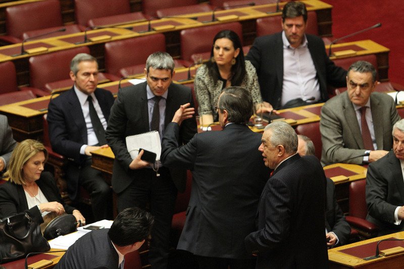 «Κόλαση» στη Βουλή: «Σφαγή» για τον Κατρούγκαλο – Αποχώρησε η ΝΔ [εικόνες]  | iefimerida.gr 0