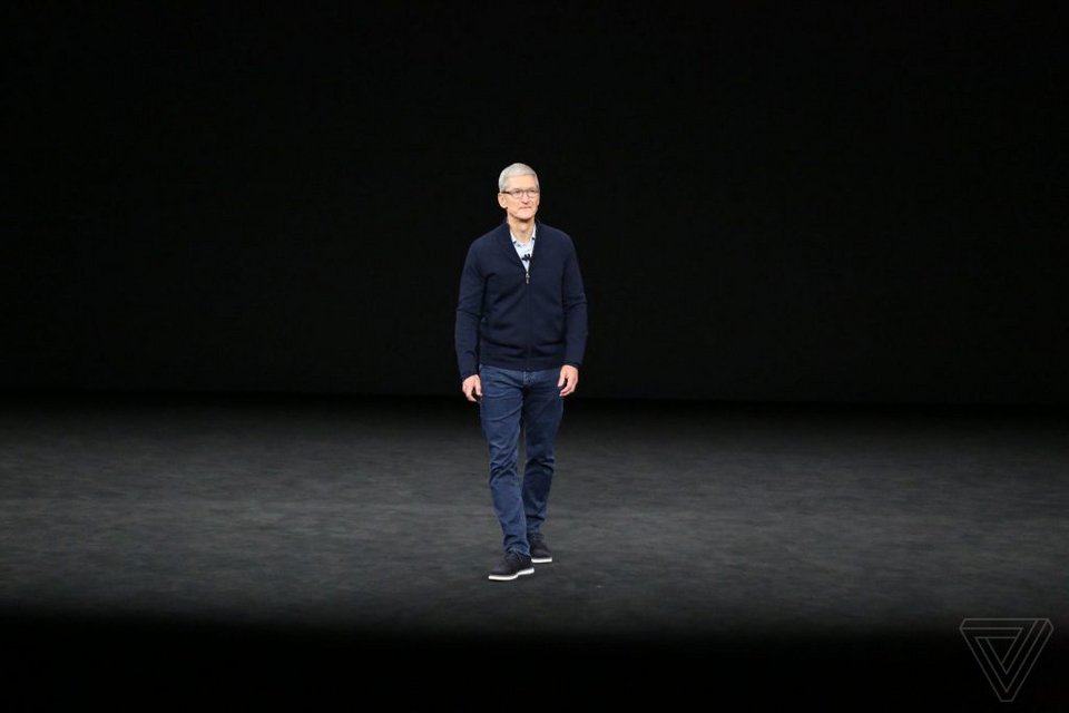 Το i-Phone X τα έχει όλα: Αναγνώριση προσώπου, ασύρματη φόρτιση και 4Κ λήψη βίντεο [εικόνες] | iefimerida.gr 31