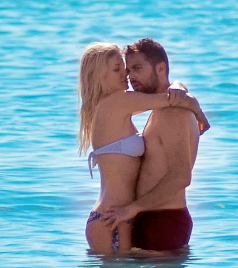 Επαφές «στενού τύπου» στον Αστέρα ανάμεσα σε Αραβανή και Βρεττό [εικόνες] | iefimerida.gr 1