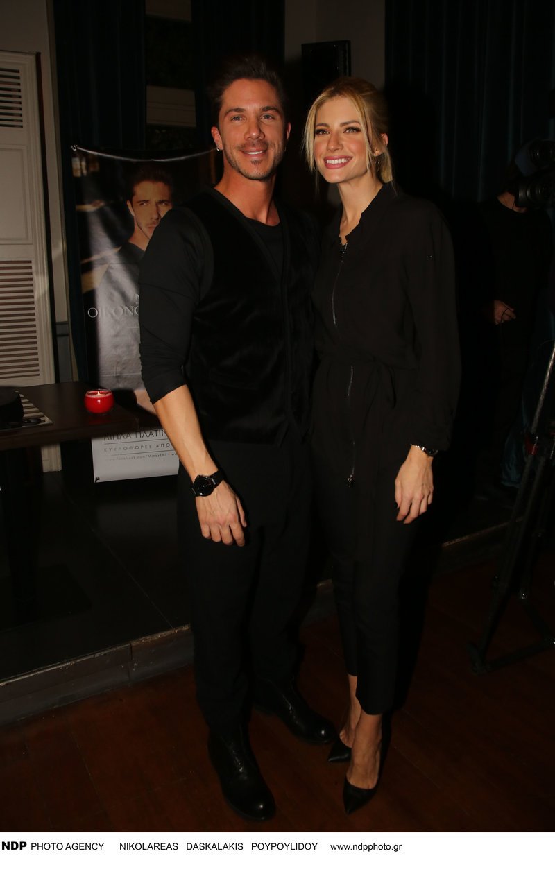 Οικονομόπουλος-Αραβανή «full in love» στην πρώτη δημόσια εμφάνισή τους [εικόνες] | iefimerida.gr 0