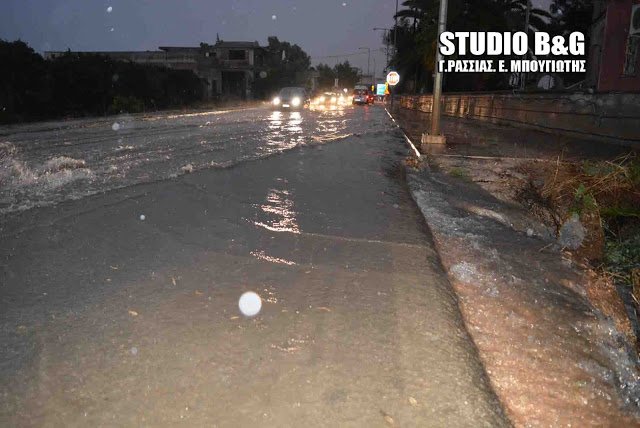 Καταρρακτώδης βροχή στην Αργολίδα -Πλημμύρισαν δρόμοι, ζημιές σε καταστήματα [εικόνες & βίντεο] | iefimerida.gr 0