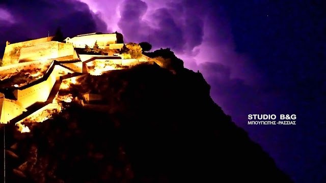 Κεραυνοί με φόντο το Παλαμήδι -Εγινε η νύχτα μέρα στο Ναύπλιο [εικόνες] | iefimerida.gr 4