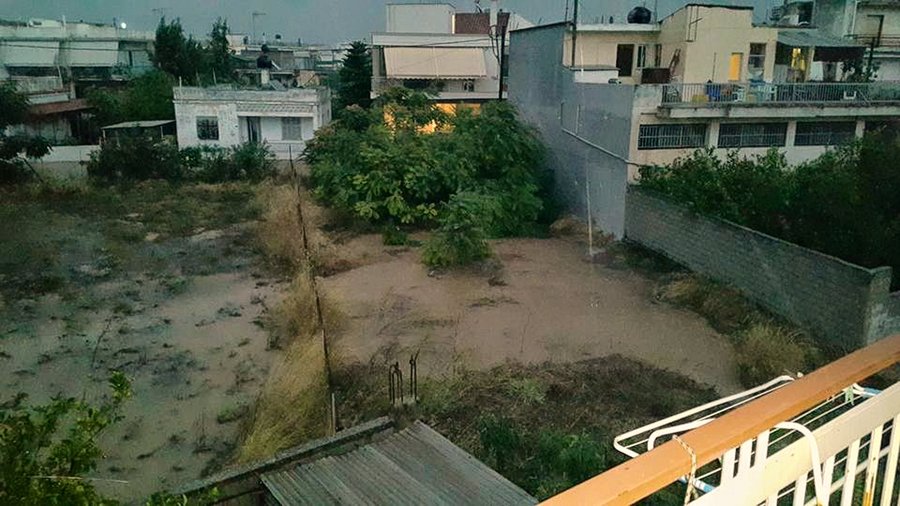 Ανοιξαν οι ουρανοί στο Αργος: Ποτάμια οι δρόμοι, πλημμύρισαν υπόγεια [εικόνες & βίντεο] | iefimerida.gr 0