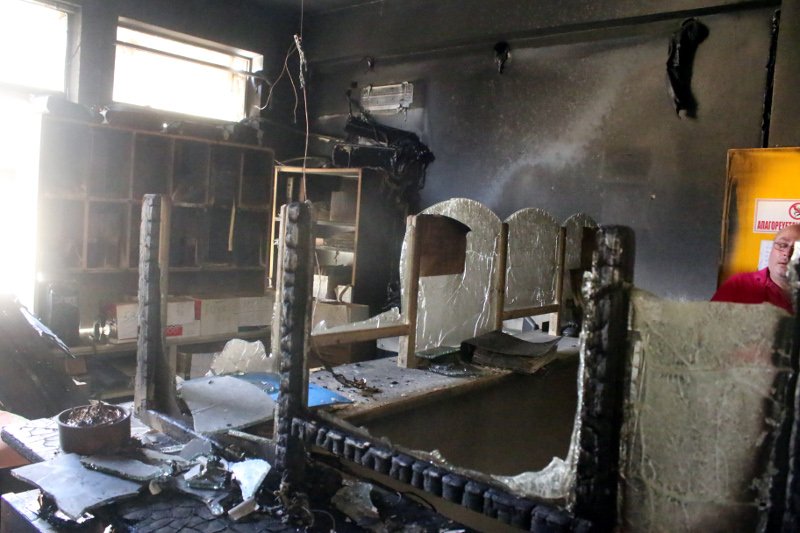 Αργος: Εμπρηστική επίθεση στη Διεύθυνση Μεταφορών -Κάηκαν ολοσχερώς 2 γραφεία [εικόνες] | iefimerida.gr 3