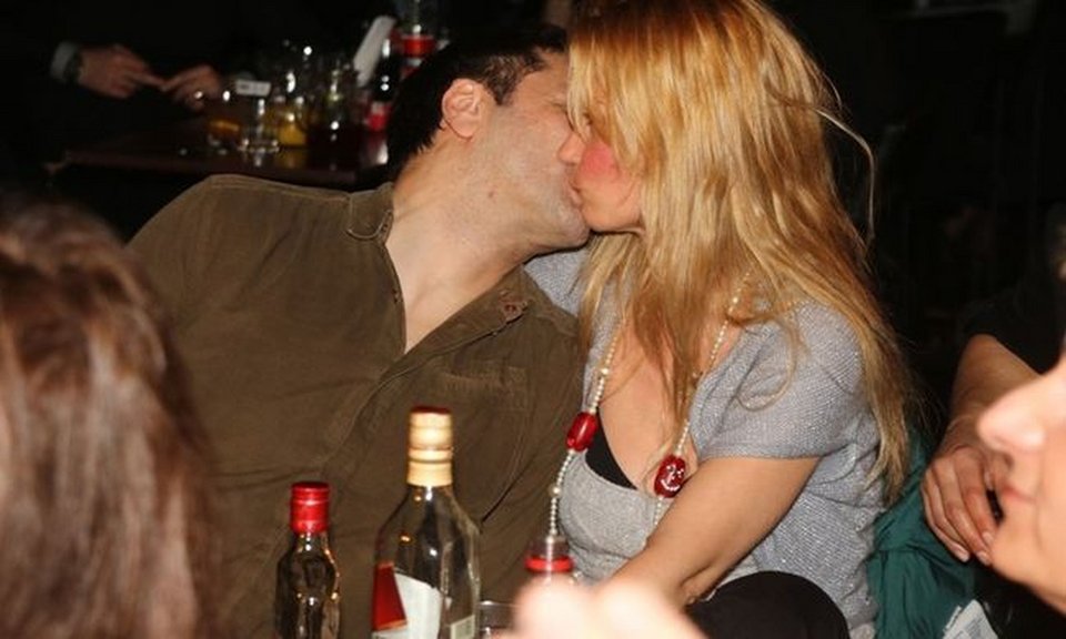 Η Αριελ Κωνσταντινίδη παντρεύτηκε κρυφά -Τον κολλητό της φίλο [εικόνες] | iefimerida.gr 3