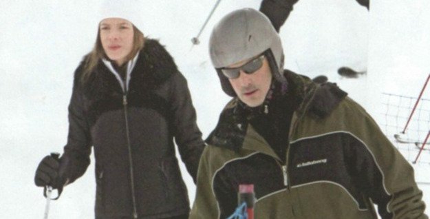O Aρης Σπηλιωτόπουλος, παρέα με κόρη εφοπλιστή, κάνει σκι [εικόνες] | iefimerida.gr 0