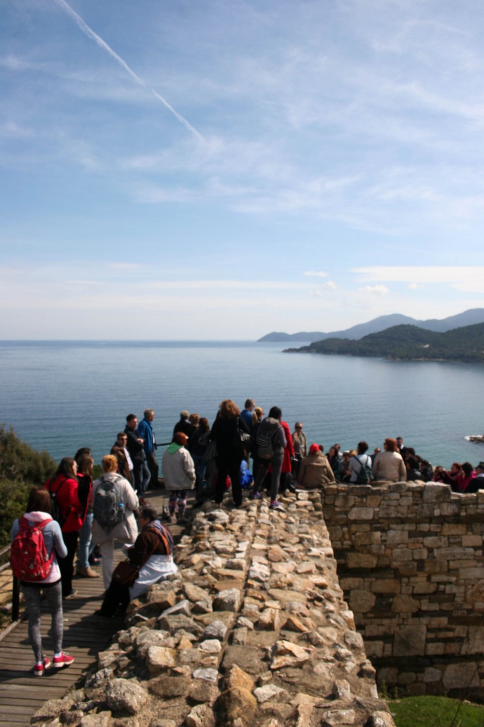 Ξενάγηση στα βήματα του Αριστοτέλη - Γνωρίζουμε την πατρίδα του φιλοσόφου, τα Στάγειρα [εικόνες] | iefimerida.gr 1