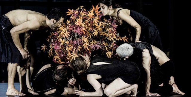 ΤHEΑTRALE: Αποτυχία ή μυσταγωγία του Κωνσταντίνου Ρήγου η «Αρκαδία»; [εικόνες&βίντεο] | iefimerida.gr 1