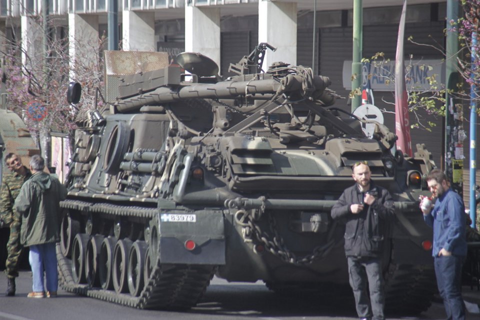 Ολος ο στρατός στο Σύνταγμα για την παρέλαση [εικόνες] | iefimerida.gr 5