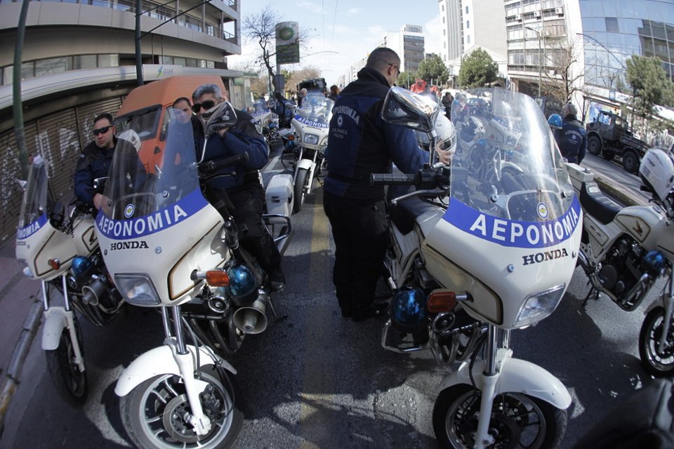 Ολος ο στρατός στο Σύνταγμα για την παρέλαση [εικόνες] | iefimerida.gr 9