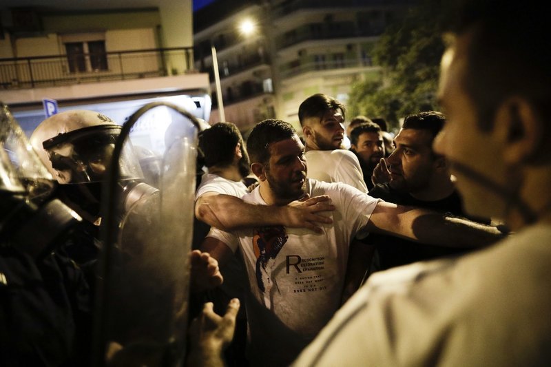 Θεσσαλονίκη: Επεισόδια και χημικά έξω από το τουρκικό προξενείο -Σε πορεία για τη Γενοκτονία των Αρμενίων [εικόνες & βίντεο] | iefimerida.gr 0