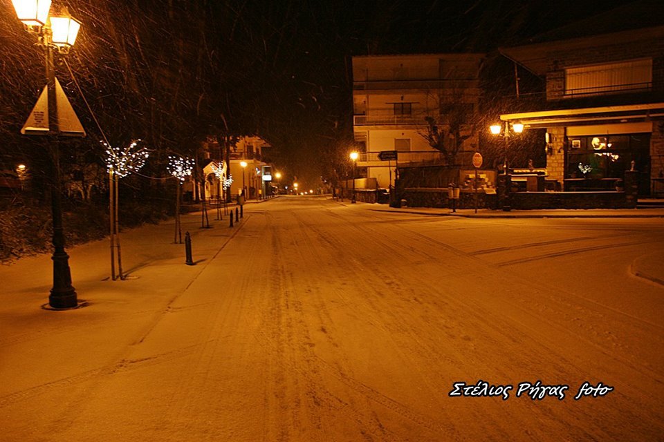 Σε κλοιό χιονιά η Βόρεια Ελλάδα: Το έστρωσε ακόμη και στη νότια Χαλκιδική [εικόνες] | iefimerida.gr 6