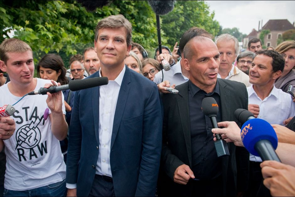 O Γιάνης Βαρουφάκης ήταν ο σταρ σε εκδήλωση αντιπάλων του Φρανσουά Ολάντ [εικόνες] | iefimerida.gr 7