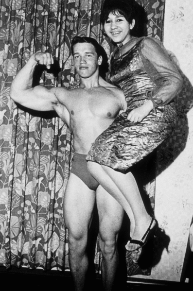 O Aρνολντ Σβαρτσενέγκερ επέστρεψε στο bodybuilding -Κάνει τηλεοπτική σειρά [εικόνες] | iefimerida.gr 1