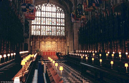 Οι λεπτομέρειες του γάμου του Χάρι με την Μέγκαν Μαρκλ -Θα γίνει σε κάστρο, η ηθοποιός θα βαπτισθεί | iefimerida.gr 3