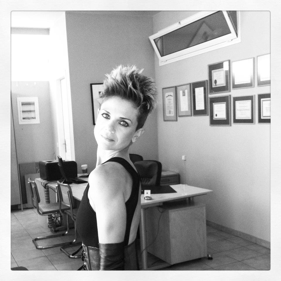 Η κοκκινομάλλα γυμνάστρια pilates που άλλαξε τη ζωή του Γιώργου Παπανδρέου [εικόνες] | iefimerida.gr 3