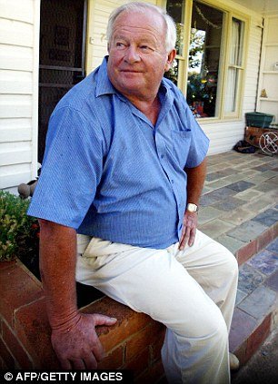 Ένας Αυστραλός οδηγός περονοφόρου ήταν ο πραγματικός βασιλιάς της Αγγλίας; [εικόνες+βίντεο] | iefimerida.gr 1