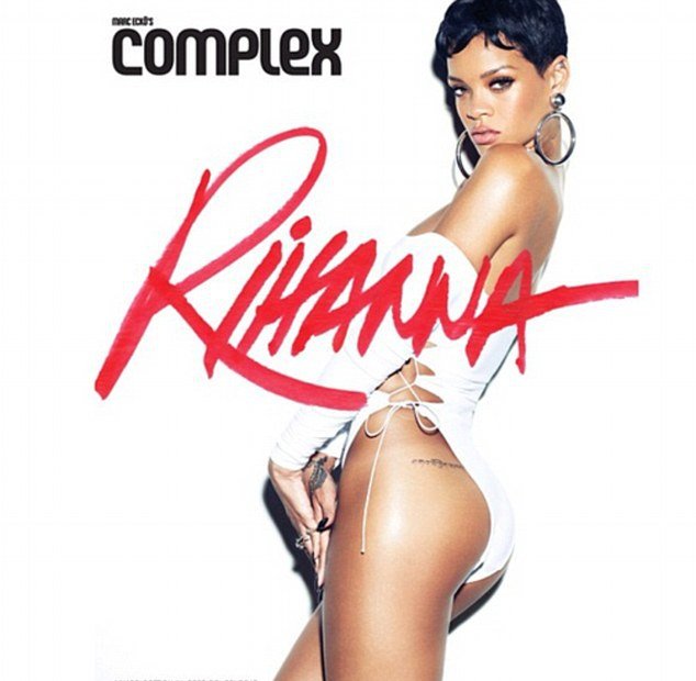 Η Ριάνα δείχνει τόνους σάρκας σε 7 διαφορετικά εξώφυλλα [εικόνες]  | iefimerida.gr 0