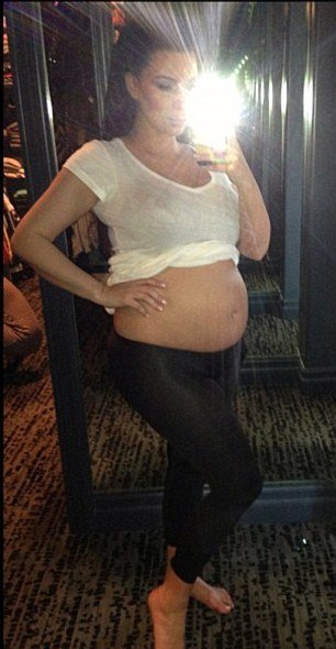 Η Καρντάσιαν δείχνει πιο τεράστια από ποτέ-Για όλα φταίει το αεράκι [εικόνες] | iefimerida.gr 3