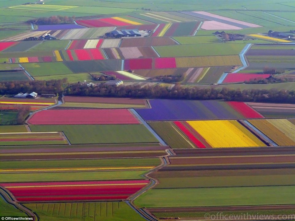 Οταν οι πιλότοι γίνονται καλλιτέχνες -Ετσι είναι ο κόσμος μας από τα 12.000 πόδια [εικόνες] | iefimerida.gr 1