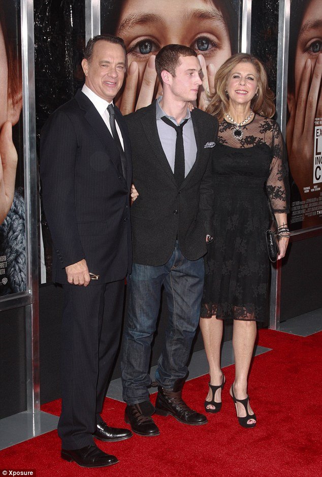 Γιατί ο Τσετ Χέιζ δεν χρησιμοποιεί το κανονικό του επίθετο; [εικόνες]  | iefimerida.gr 2