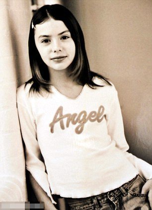 Ανορεκτική έφηβη έπαθε έμφραγμα στον ύπνο της στο σπίτι της γιαγιάς της [εικόνες] | iefimerida.gr 0