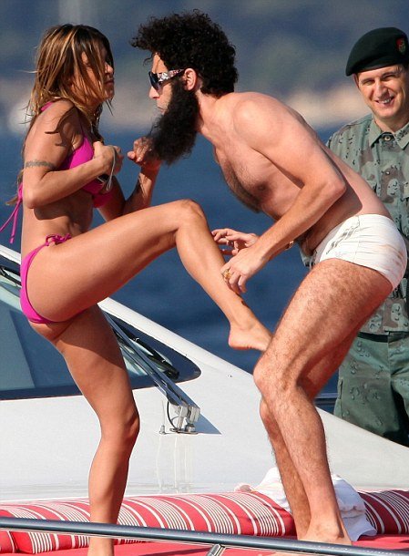 Δικτάτορας δολοφονεί την πρώην του Κλούνεϊ σε γιοτ στις Κάννες [εικόνες] | iefimerida.gr 5