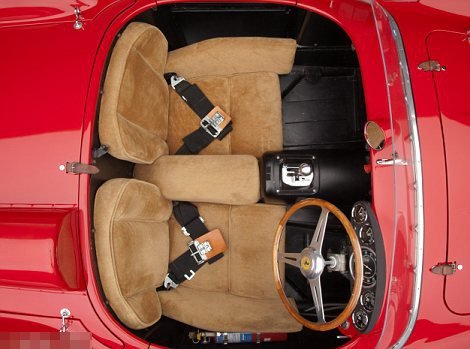 Πλήρωσε 5.000.000 ευρώ για να αγοράσει μια σπάνια Ferrari [εικόνες&βίντεο] | iefimerida.gr 5