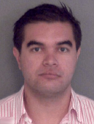 Ο κακομαθημένος γιος τη σκότωσε και οι γονείς την αποτελείωσαν [εικόνες] | iefimerida.gr 5