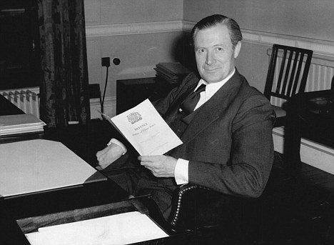 Ο πιλότος που έπεισε υπουργό ότι τα UFO υπάρχουν [εικόνες] | iefimerida.gr 2