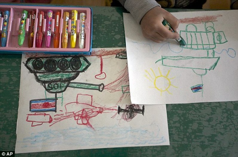 Πώς η Βόρεια Κορέα κάνει πλύση εγκεφάλου στα νήπια -Τα εκπαιδεύει να μισούν τους δυτικούς [εικόνες] | iefimerida.gr 3