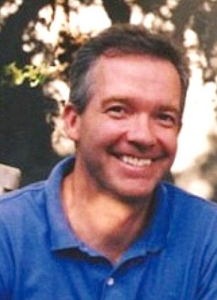 Χρεοκοπημένος επιχειρηματίας αυτοκτονεί μπροστά στους δικαστές [εικόνες&βίντεο] | iefimerida.gr 0