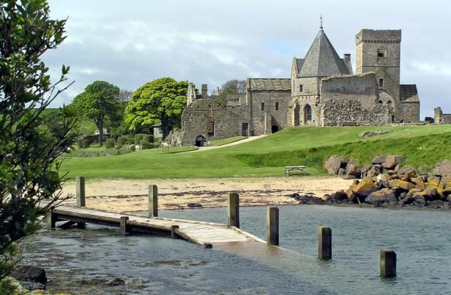 Ζητείται μάνατζερ για ακατοίκητο νησί με μεσαιωνικό πύργο-Μισθός 23.200 ευρώ το 8μηνο [εικόνες+βίντεο] | iefimerida.gr 2