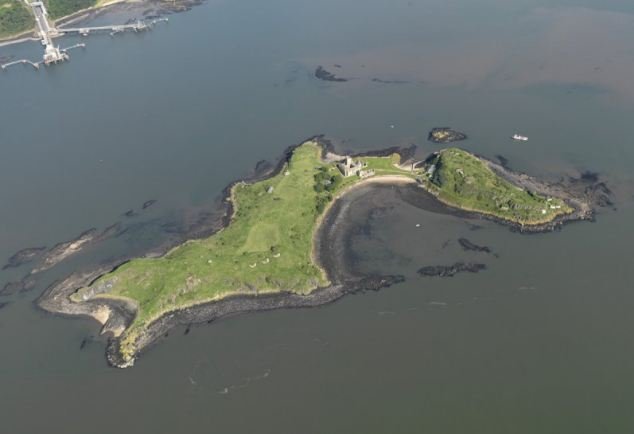 Ζητείται μάνατζερ για ακατοίκητο νησί με μεσαιωνικό πύργο-Μισθός 23.200 ευρώ το 8μηνο [εικόνες+βίντεο] | iefimerida.gr 3