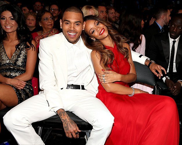 To στήθος της Κέιτι Πέρι ήταν ο πραγματικός νικητής των Grammy's [εικόνες]  | iefimerida.gr 6