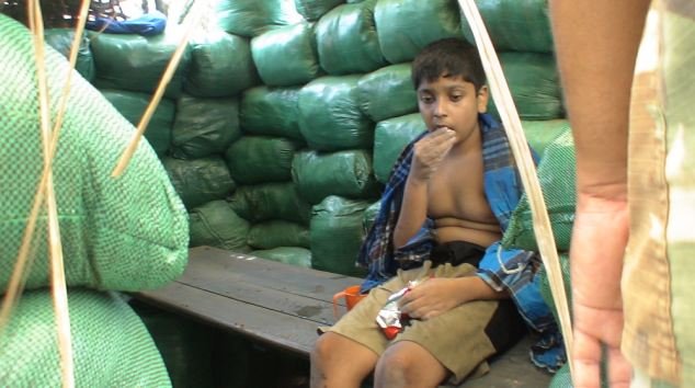 Απάνθρωπο - Εδωσαν σοκολάτα σε 12χρονο και μετά τον εκτέλεσαν εν ψυχρώ [εικόνες] | iefimerida.gr 0