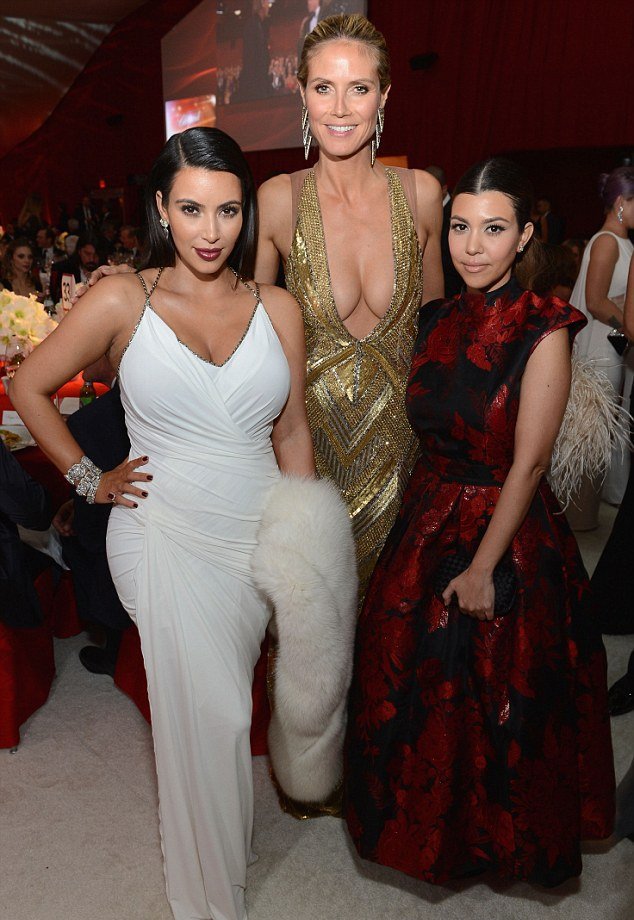 Το σχεδόν εκτεθειμένο στήθος της Χάιντι Κλουμ θριάμβευσε στα Όσκαρ [εικόνες]  | iefimerida.gr 3