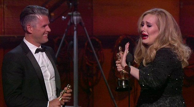 Ποιοι νικητές Οσκαρ δεν άντεξαν και έβαλαν τα κλάματα [εικόνες]  | iefimerida.gr 0