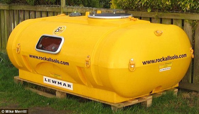 Ετοιμάζεται να κλειστεί σε ένα κουτί, πάνω σε ένα βράχο του Ατλαντικού, για 60 ημέρες! [εικόνες] | iefimerida.gr 0