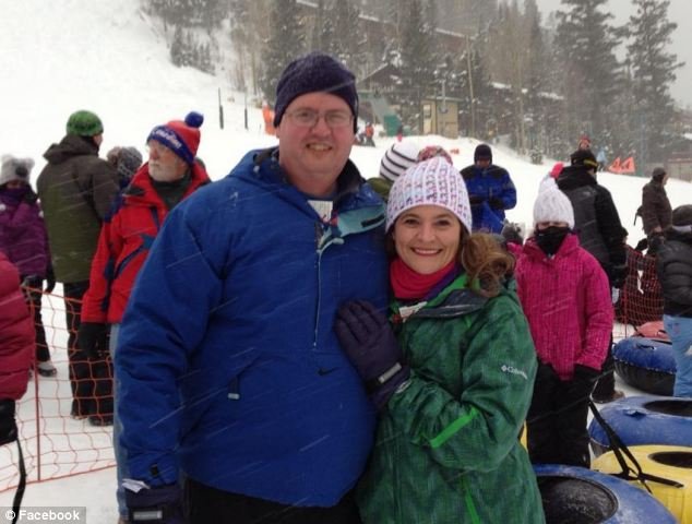 Ποιος είναι ο ψυχικά διαταραγμένος πρώην τραπεζίτης της Lehman Brothers που μοιράζει εκατομμύρια σε αγνώστους [εικόνες] | iefimerida.gr 2