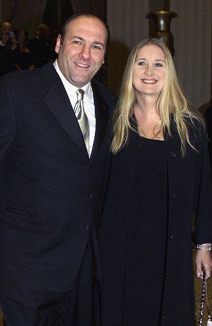 H τελευταία φωτογραφία του Τόνι Σοπράνο - 40 λεπτά πάλεψαν οι γιατροί να τον σώσουν [εικόνες]  | iefimerida.gr 3