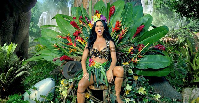 Σε σέξι Ταρζάν μεταμορφώθηκε η Κέιτι Πέρι [εικόνες+βίντεο]  | iefimerida.gr 0