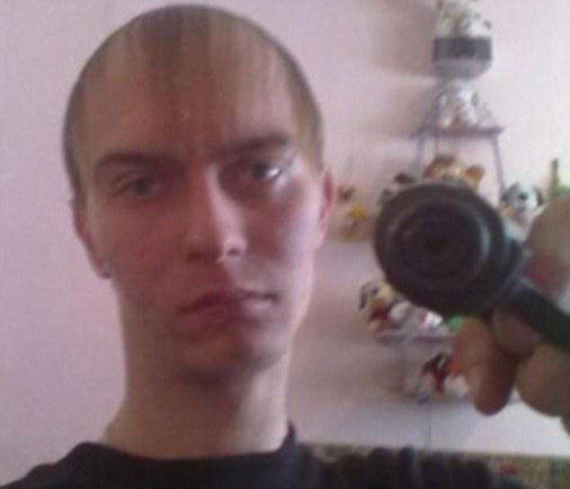 Ρώσοι σε απόγνωση για ραντεβού- Οι τραγικά κιτς φωτογραφίες που βάζουν στο ίντερνετ για να βρουν σύντροφο [εικόνες] | iefimerida.gr 0